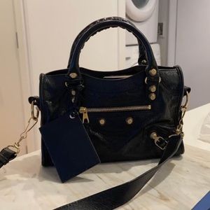 Balenciaga mini city